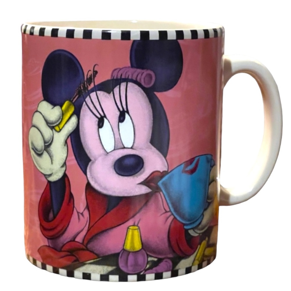 Disney World Minnie Mouse Morning Makeup 24 oz Ceramic Oversized Coffee Mug NWOT